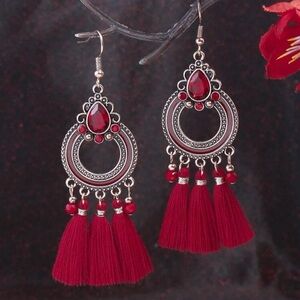 Red drop tassels earring